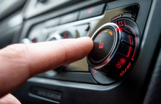 The Dangers of Driving with a Broken Windscreen Washer Pump