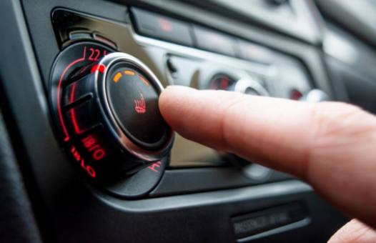 The Dangers of Driving with a Damaged Windscreen